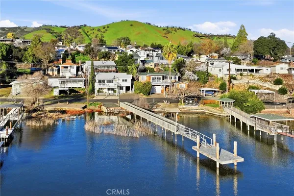 $519,500 | 13680 Lower Lakeshore Drive, Clearlake, CA 95422