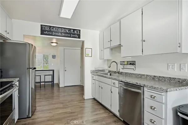 $519,500 | 13680 Lower Lakeshore Drive, Clearlake, CA 95422