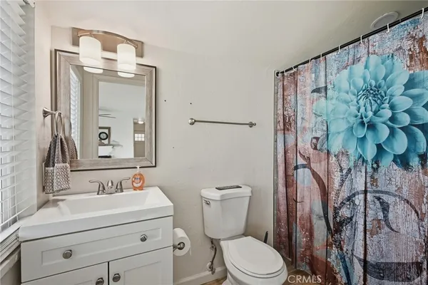 $519,500 | 13680 Lower Lakeshore Drive, Clearlake, CA 95422