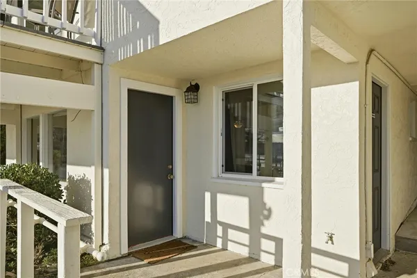 $519,500 | 13680 Lower Lakeshore Drive, Clearlake, CA 95422