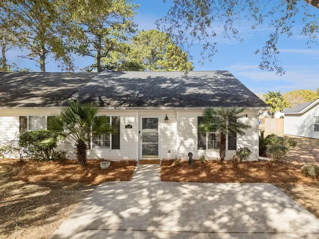 $450,000 | 1442 Amanda Park Lane, Charleston, SC 29412