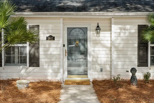 $450,000 | 1442 Amanda Park Lane, Charleston, SC 29412
