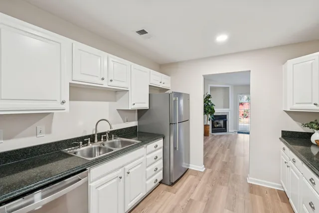 $450,000 | 1442 Amanda Park Lane, Charleston, SC 29412