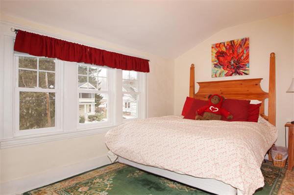9 Dellwood Road Worcester, MA 01602 - Photo 14 of 18 Gallery Image 14