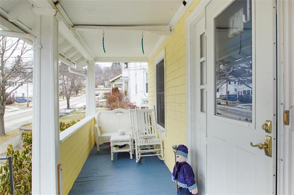 9 Dellwood Road Worcester, MA 01602 - Photo 3 of 18 Gallery Image 3