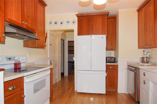 9 Dellwood Road Worcester, MA 01602 - Photo 6 of 18 Gallery Image 6