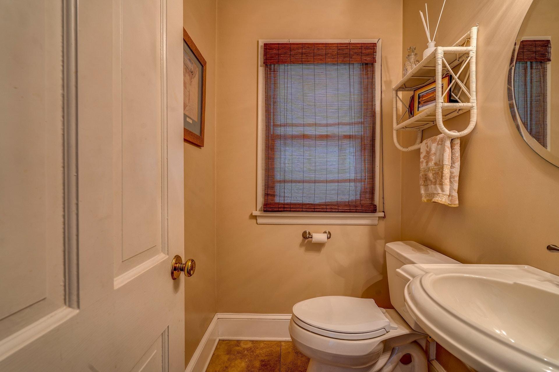 2649 Nottingham Road Southeast Roanoke, VA 24014 - Photo 10 of 30 012-306190-DSC00281_2_3_4_5_7499398