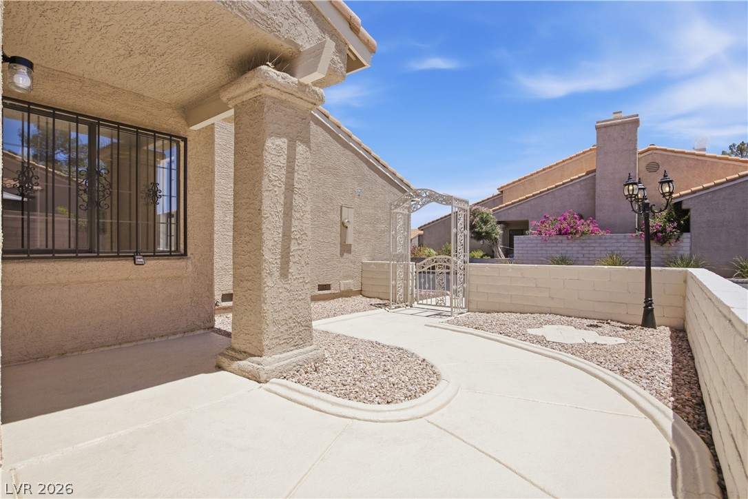 251 North Cimarron Road Las Vegas, NV 89145 - Photo 28 of 41