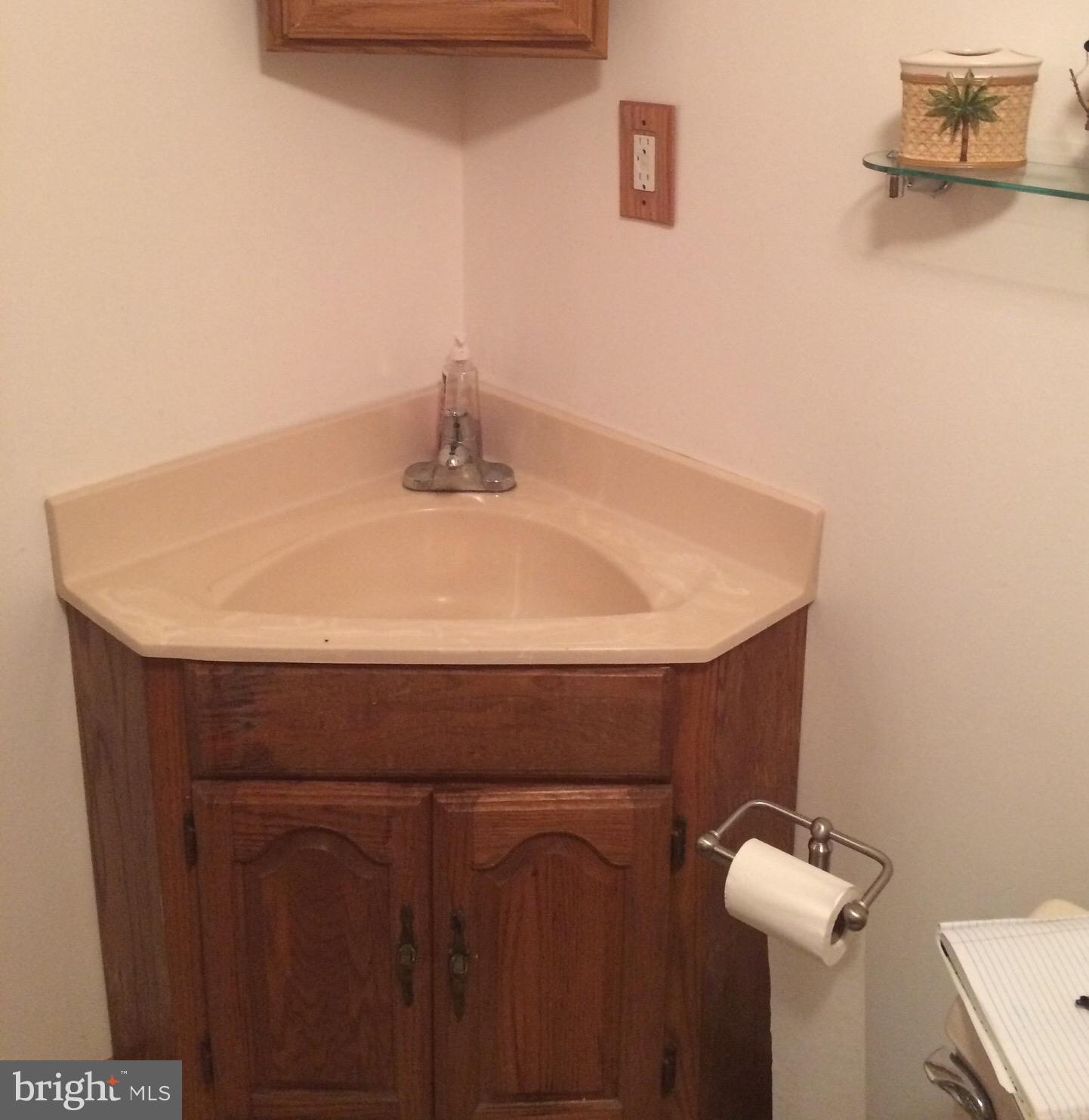 42 Roop Road Rising Sun, MD 21911 - Photo 17 of 18 Additional Bath