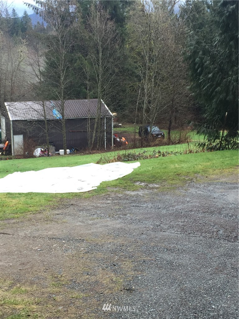 5801 Robe Menzel Road Granite Falls, WA 98252 - Photo 3 of 3