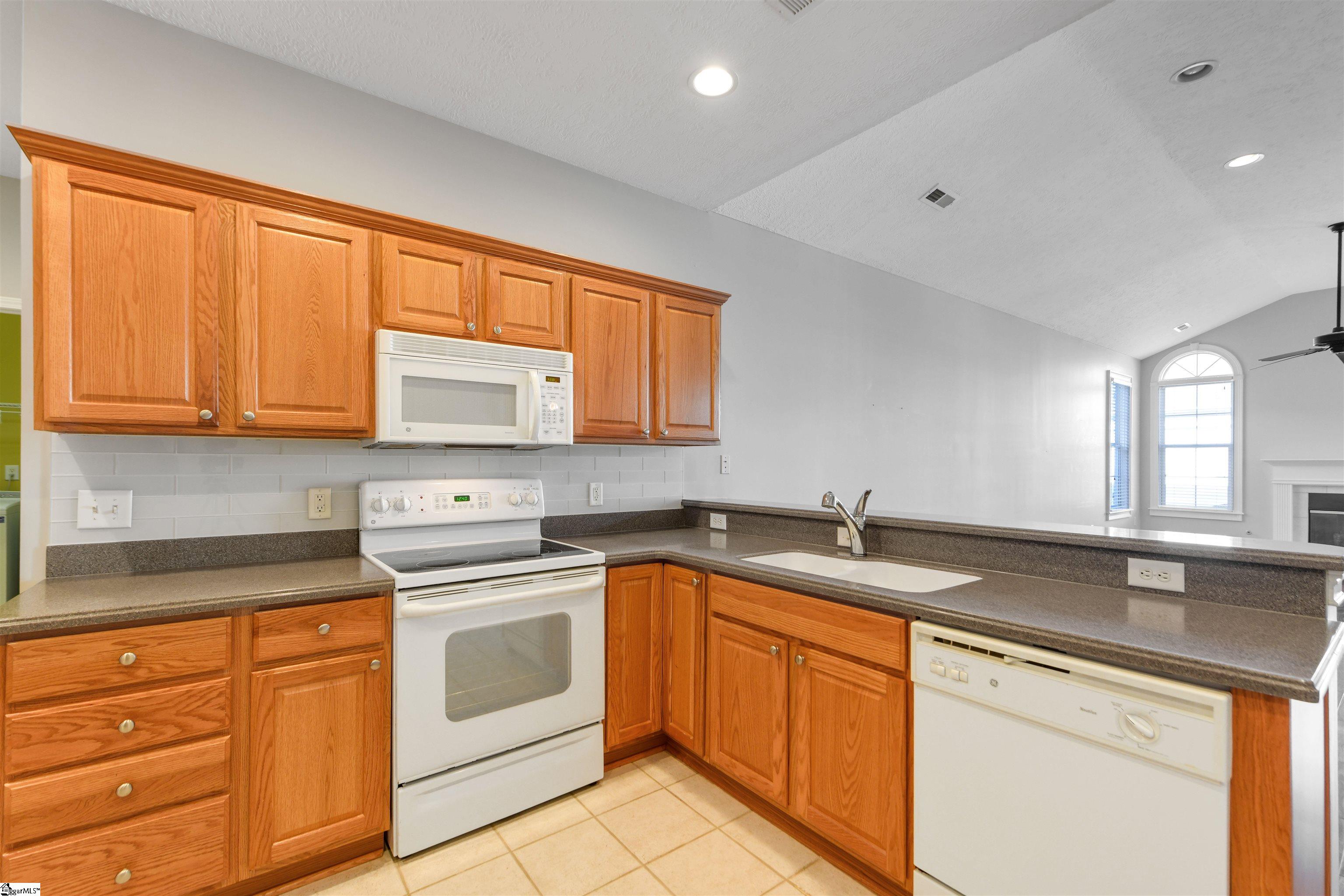 122 Fudora Circle Simpsonville, SC 29681 - Photo 20 of 32