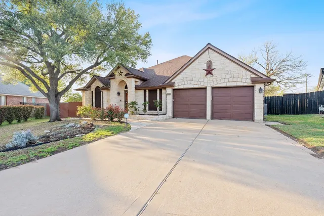 $574,900 | 15835 Garrison Circle, Austin, TX 78717