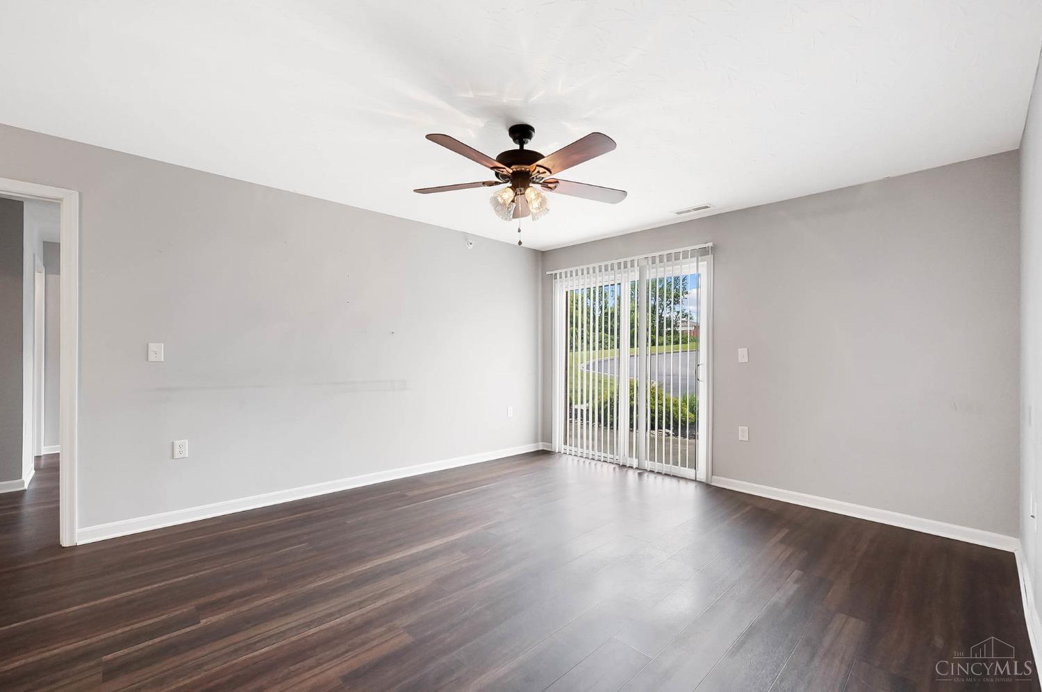 4563 Foley Road, Unit 2 Cincinnati, OH 45238 - Photo 5 of 21 Gallery Image 5