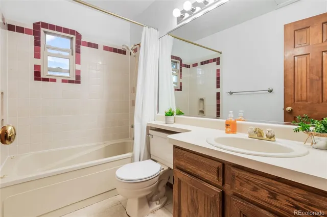 $439,950 | 17483 East Temple Drive, Aurora, CO 80015