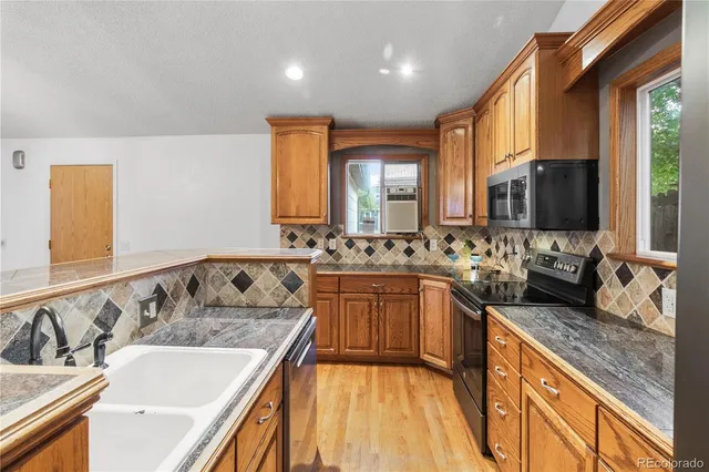 $439,950 | 17483 East Temple Drive, Aurora, CO 80015