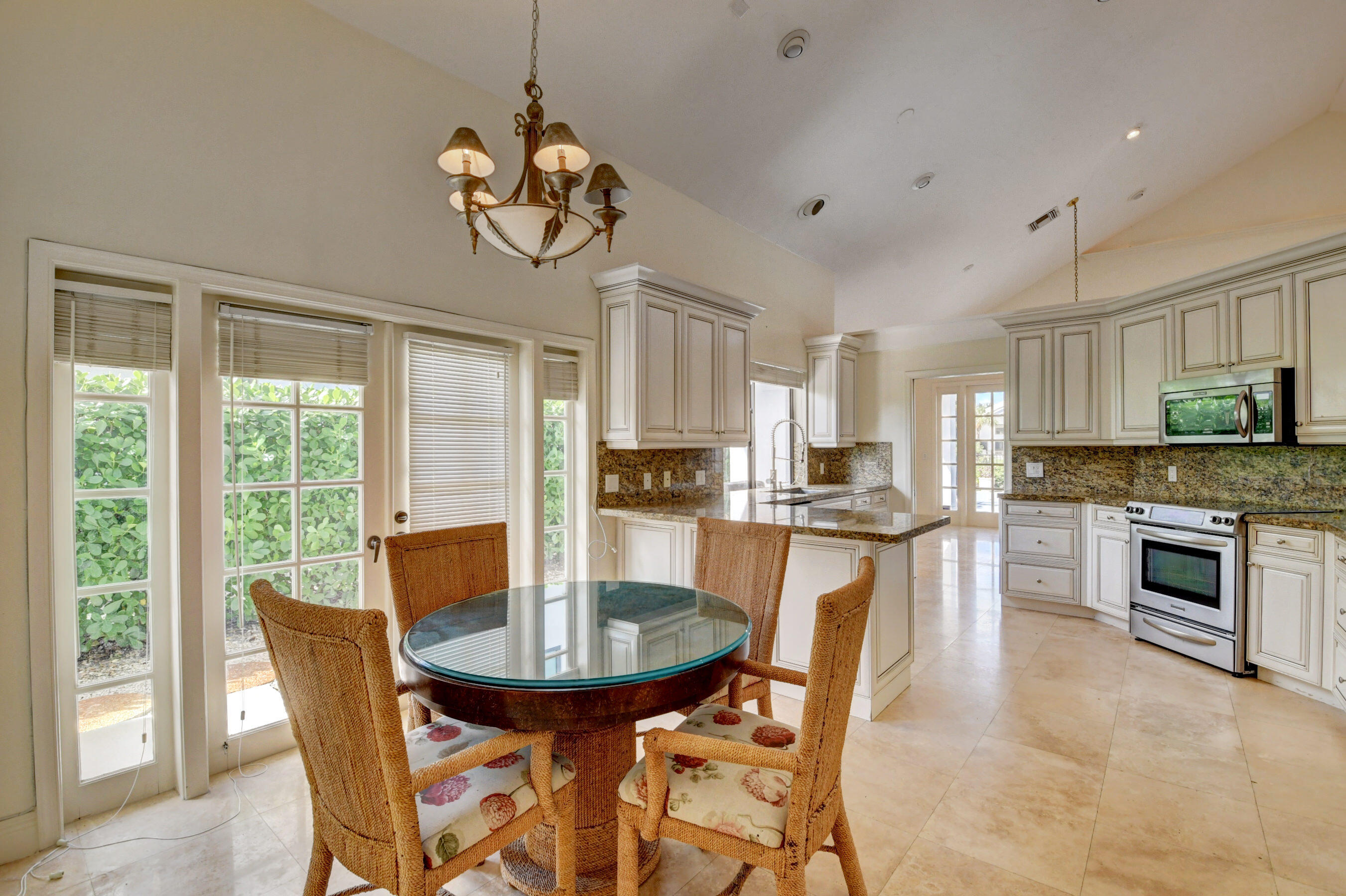 7247 Gateside Drive Boca Raton, FL 33496 - Photo 11 of 26 10_dsc_4176_77_78_79_80