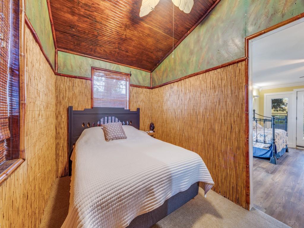 9591 Dripping Spring Road Denison, TX 75021 - Photo 10 of 17 Gallery Image 10