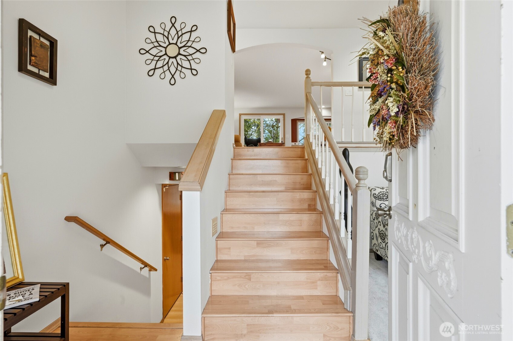 15003 104th Avenue Northeast Bothell, WA 98011 - Photo 3 of 40 a view of entryway