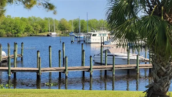 $149,000 | 1033 Villa Drive, Unit A101, LaBelle, FL 33935