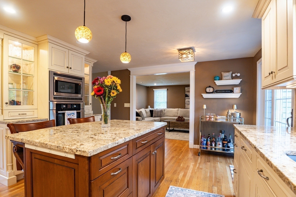 4 Plantation Road Mansfield, MA 02048 - Photo 4 of 42 Gallery Image 4