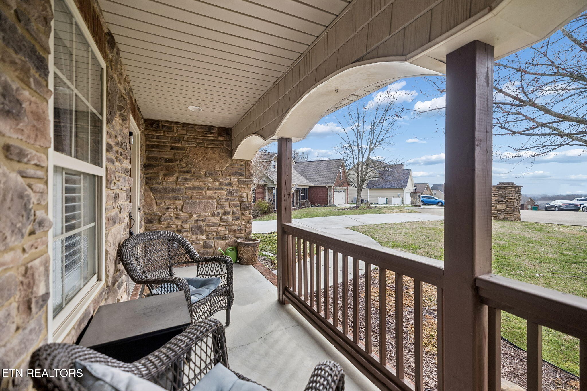 6200 Lantern Ridge Lane Knoxville, TN 37921 - Photo 7 of 52 Gallery Image 7