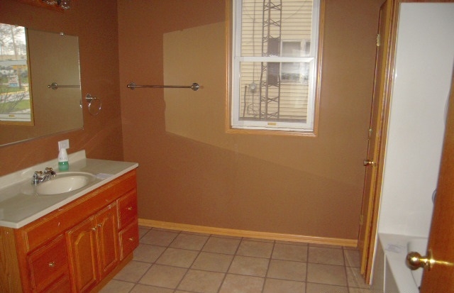 519 East Spring Street Lagrange, IN 46761 - Photo 7 of 8 Gallery Image 7