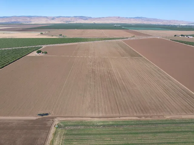 $4,340,000 | 19054 Ca-33 Crows Landing, Crows Landing, CA 95313