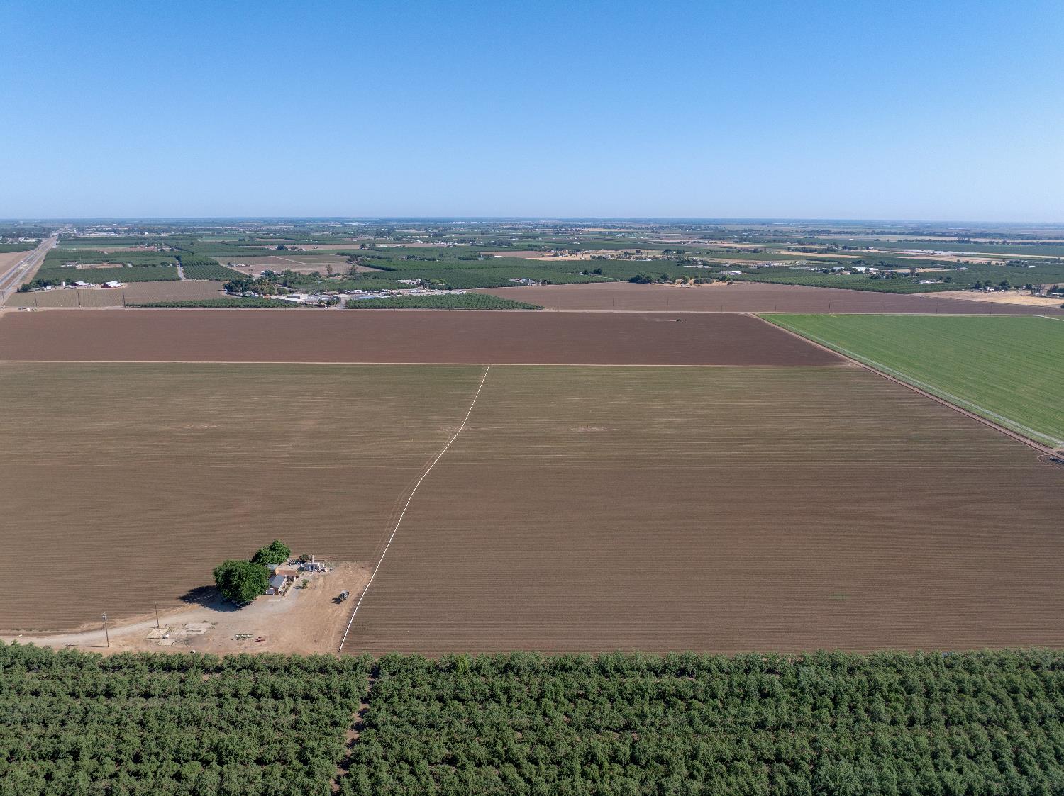 19054 Ca-33 Crows Landing Crows Landing, CA 95313 - Photo 7 of 30 a view of city and ocean