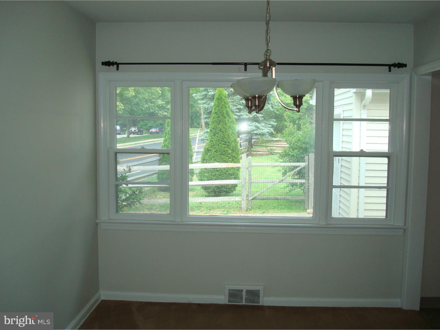 1868 Pennington Road Ewing, NJ 08638 - Photo 9 of 10 Dining Room