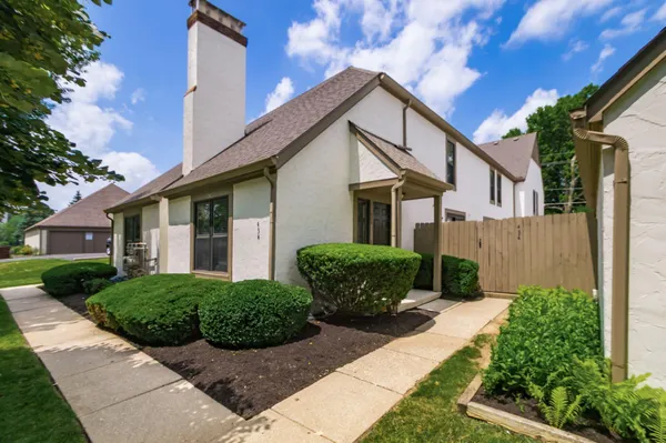 $215,000 | 434 Edinburgh Road, Dublin, OH 43017