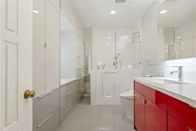 a view of a storage & utility room