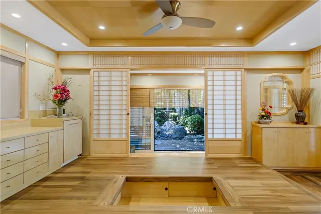 $7,880,000 | 434 South Irving Boulevard, Los Angeles, CA 90020