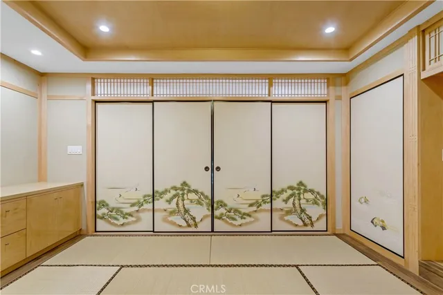 $7,880,000 | 434 South Irving Boulevard, Los Angeles, CA 90020