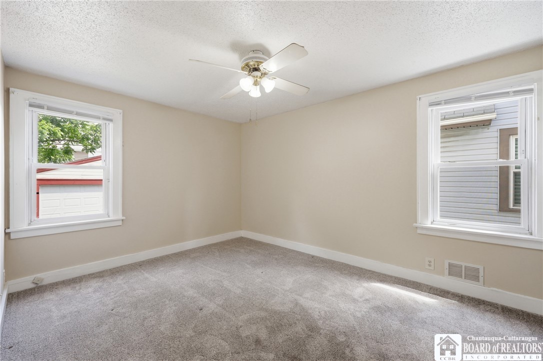 218 Sanders Road Buffalo, NY 14216 - Photo 12 of 35