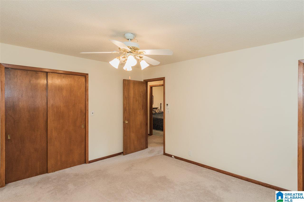 340 10th Street Pleasant Grove, AL 35127 - Photo 19 of 38