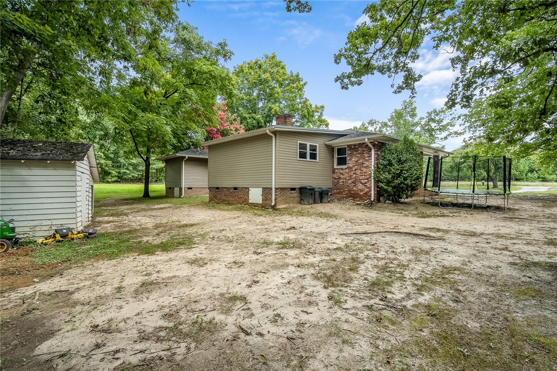 518 Docheno Road Belton, SC 29627 - Photo 33 of 36