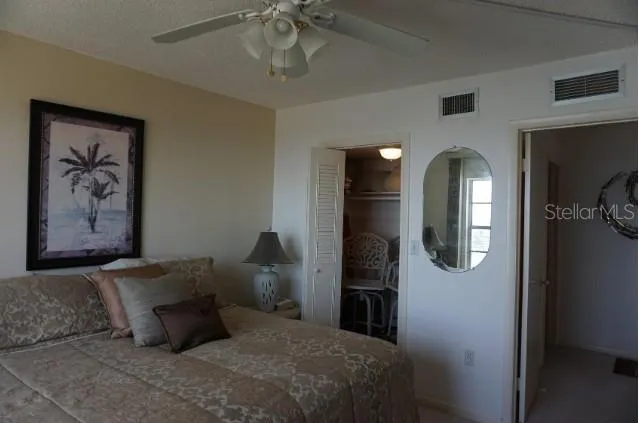 $3,000 | 4900 Brittany Drive South, Unit 1812, St. Petersburg, FL 33715