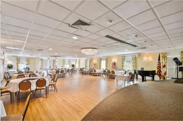 $3,000 | 4900 Brittany Drive South, Unit 1812, St. Petersburg, FL 33715