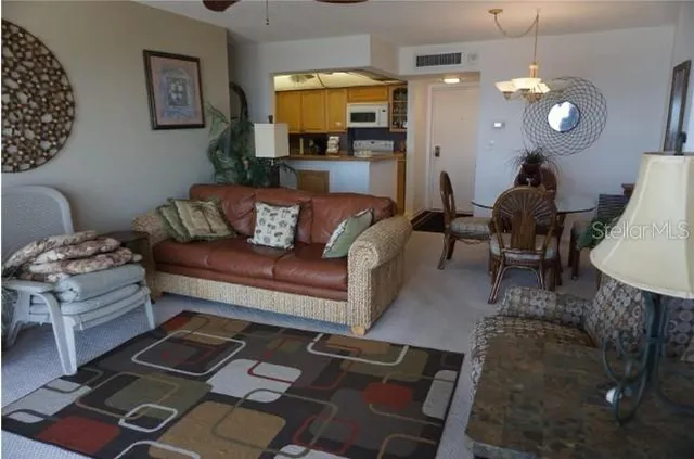 $3,000 | 4900 Brittany Drive South, Unit 1812, St. Petersburg, FL 33715