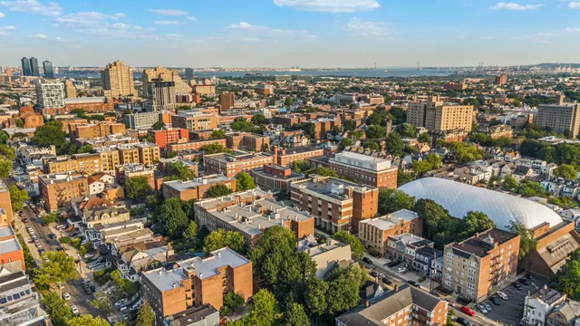 $674,900 | 124 Glenwood Avenue, Unit 2, Jersey City, NJ 07306