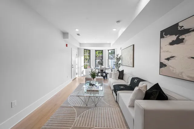 $674,900 | 124 Glenwood Avenue, Unit 2, Jersey City, NJ 07306