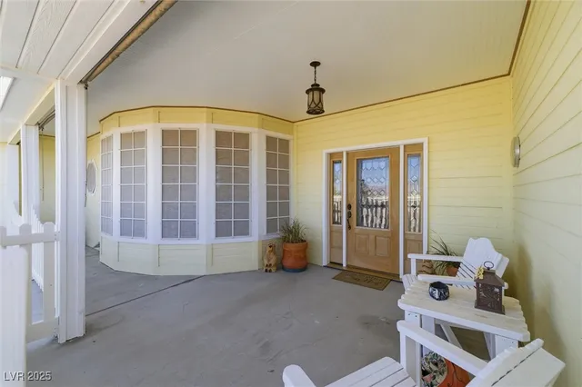 $425,000 | 3599 East Poplar Avenue, Amargosa Valley, NV 89020