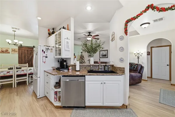 $415,000 | 3599 East Poplar Avenue, Amargosa Valley, NV 89020