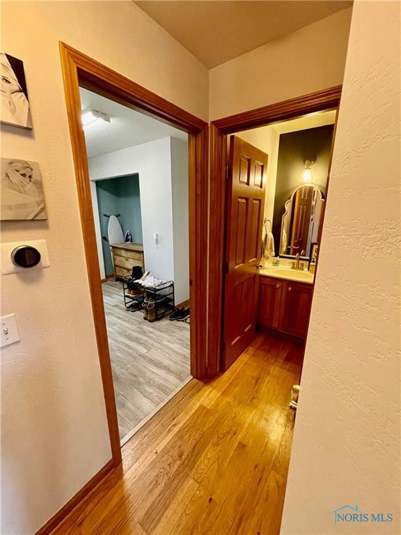 814 Weatherstone Road Holland, OH 43528 - Photo 12 of 38 Gallery Image 12