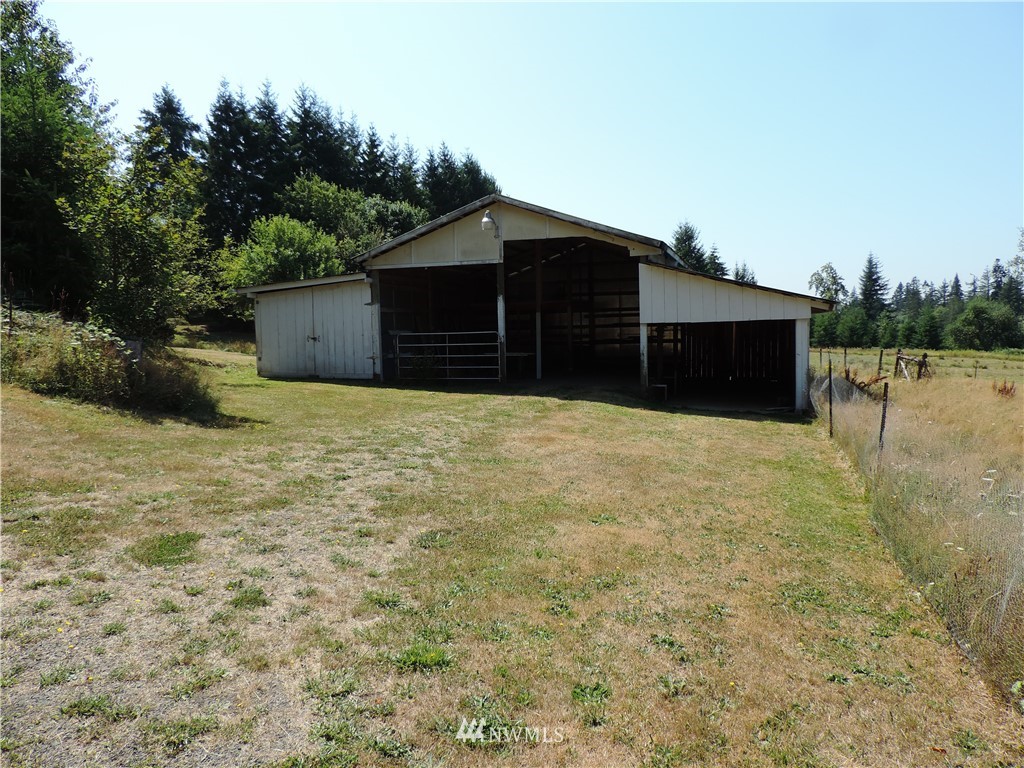 319 Kruger Road Onalaska, WA 98570 - Photo 3 of 20 Gallery Image 3