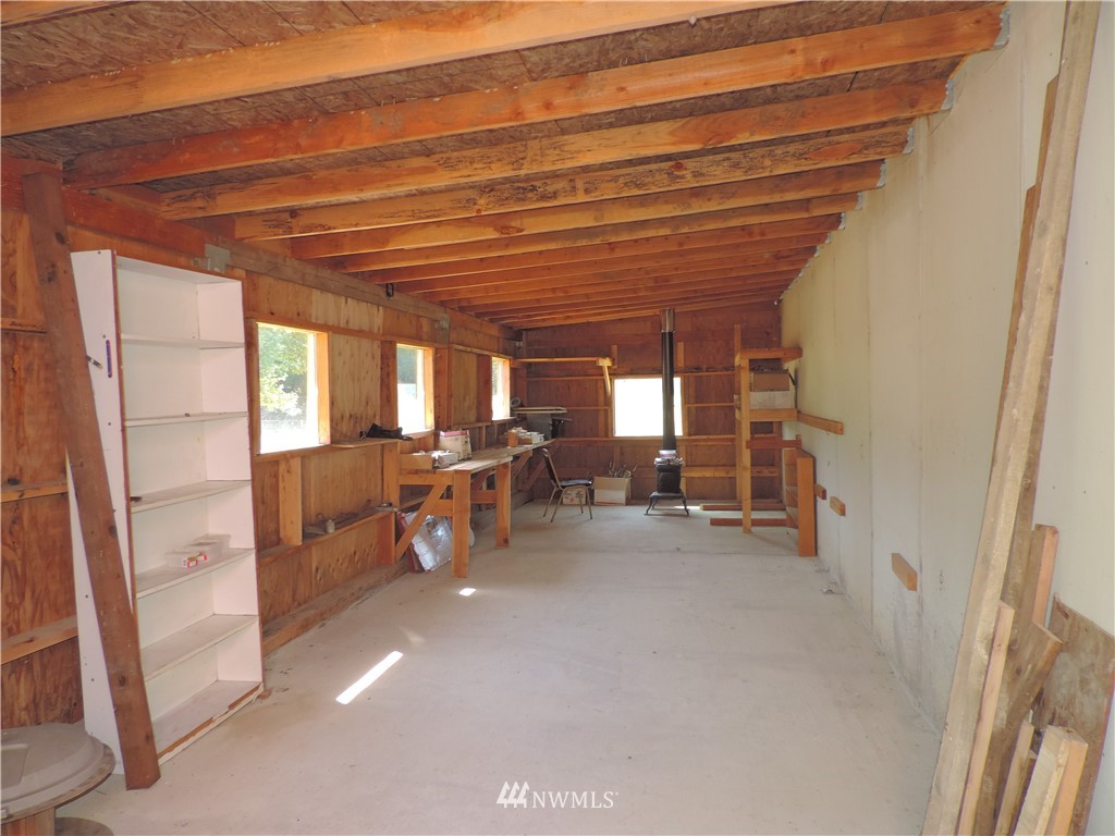 319 Kruger Road Onalaska, WA 98570 - Photo 5 of 20 Gallery Image 5