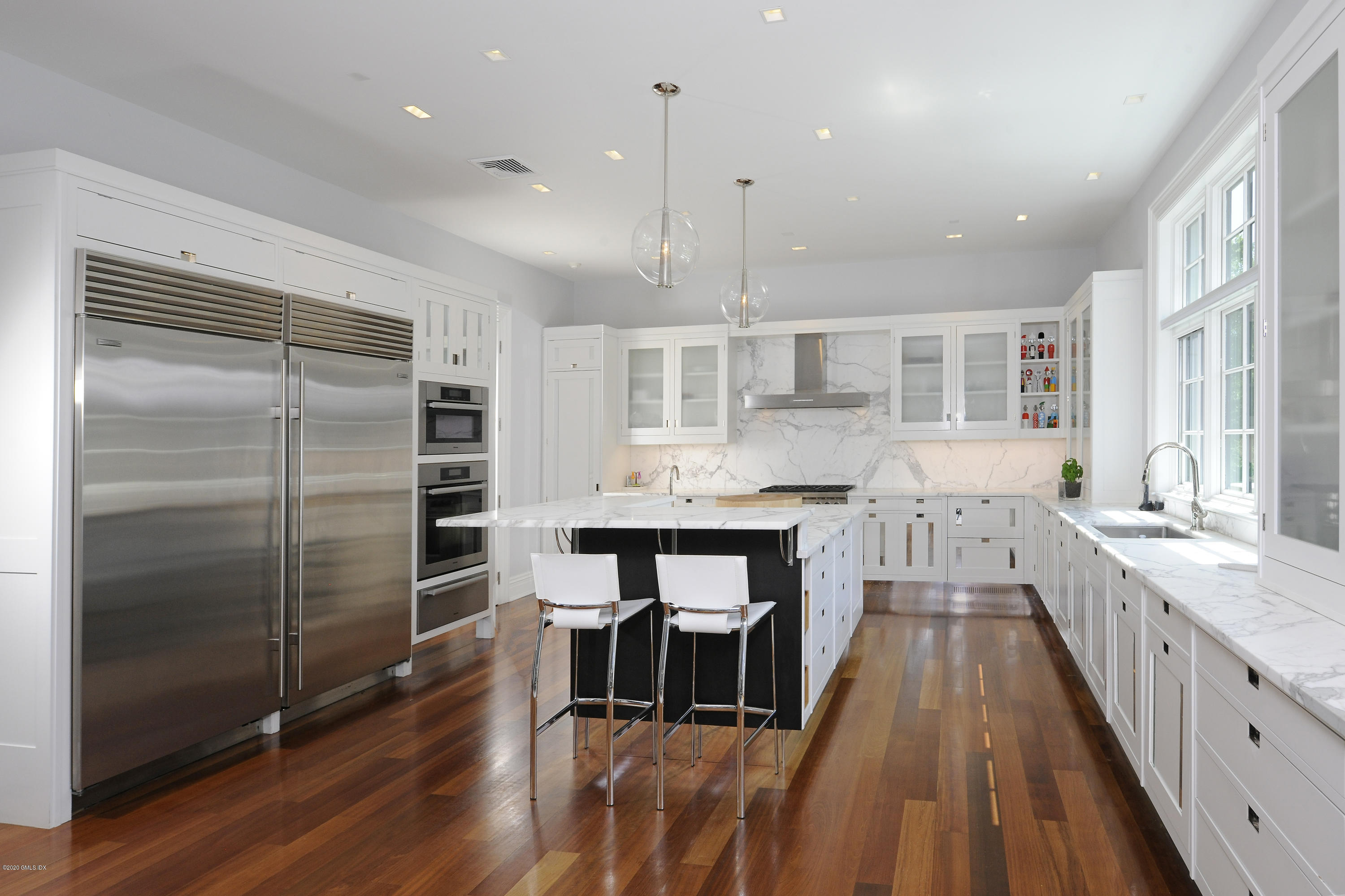29 Doubling Road Greenwich, CT 06830 - Photo 14 of 26 KITCHEN