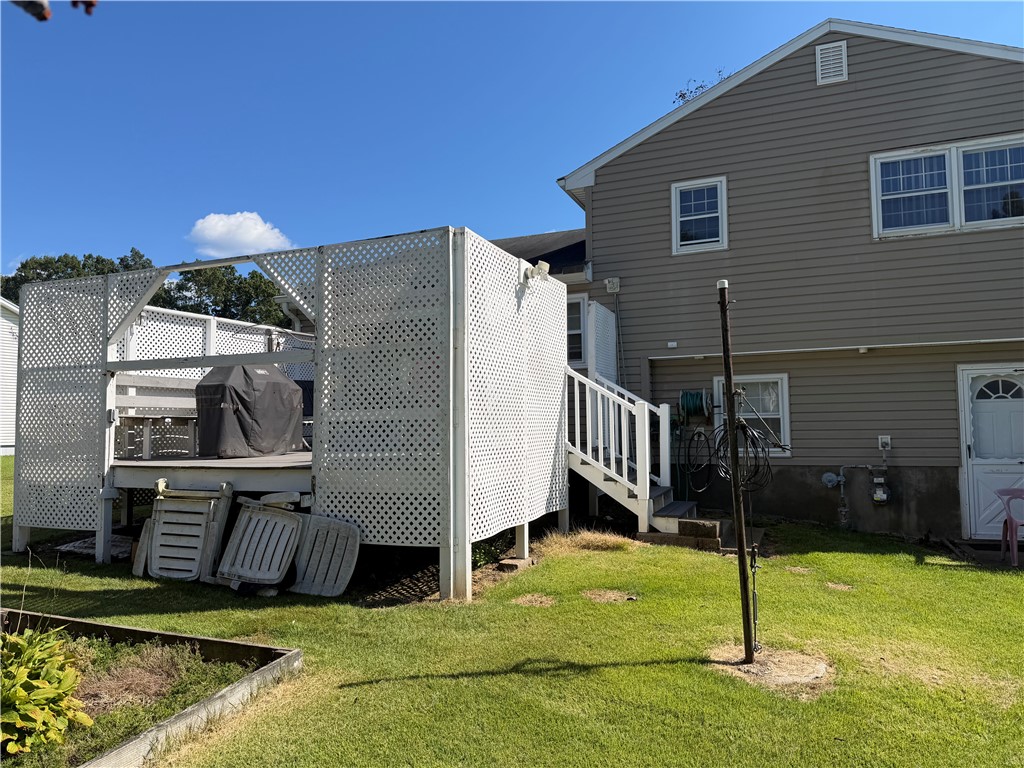 39 Riverdale Road Westerly, RI 02891 - Photo 6 of 8 Gallery Image 6