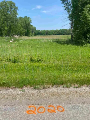 $269,900 | 1980 Lost Trail, Suamico, WI 54173