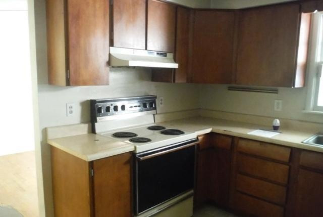 1417 Barney Road Kalamazoo, MI 49007 - Photo 8 of 19 kit2